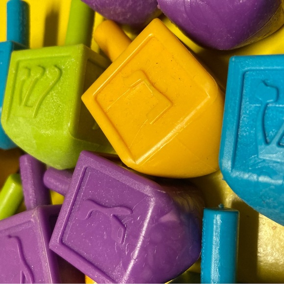 Lot of 20 Dreidels Colorful 2”h x 1”w Hanukkah Chanukah Jewish Fun Tops! - Picture 2 of 3